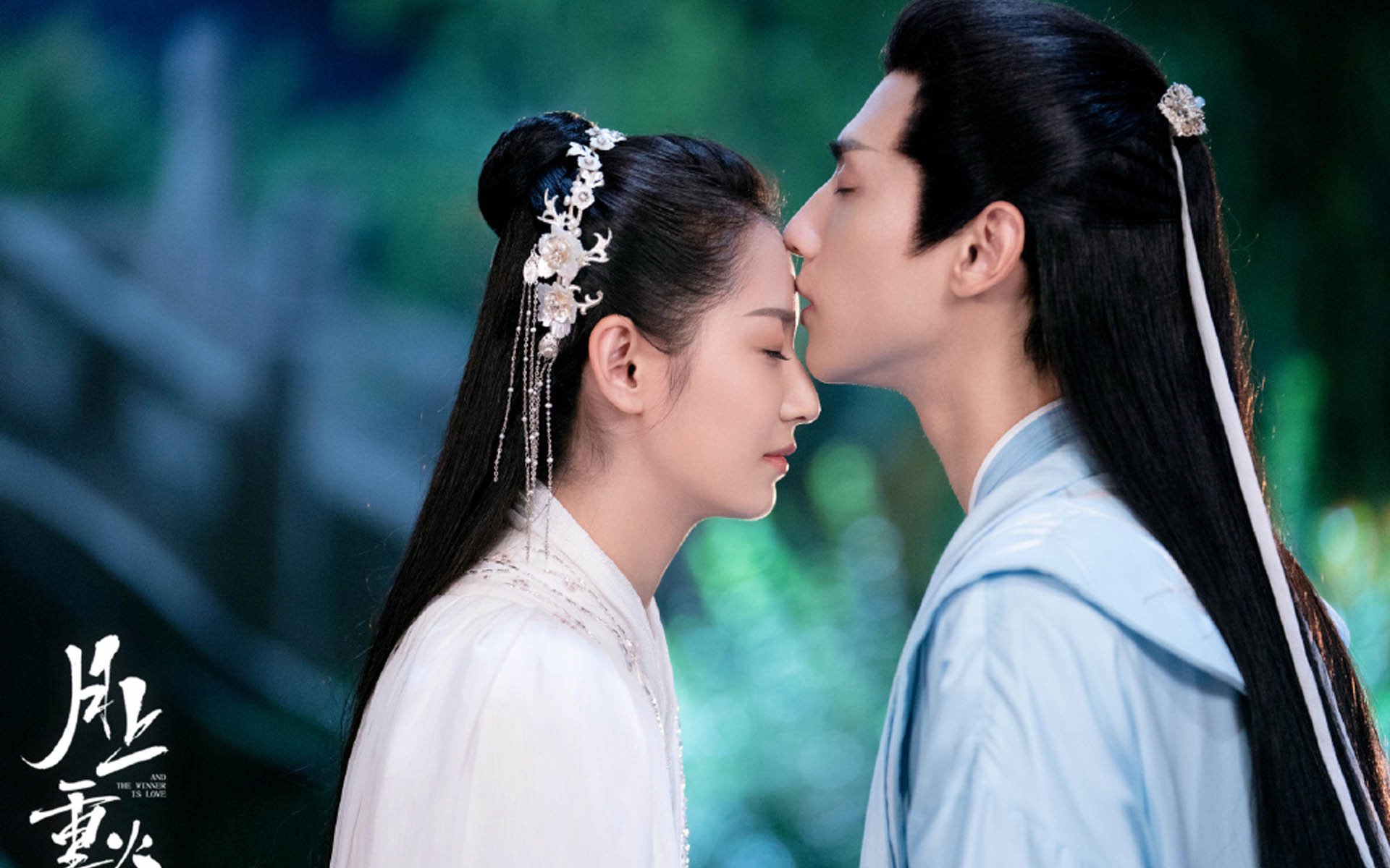 勒沃库森球队客场逆袭,大胜强敌领跑积分榜,勒沃库森球队图片